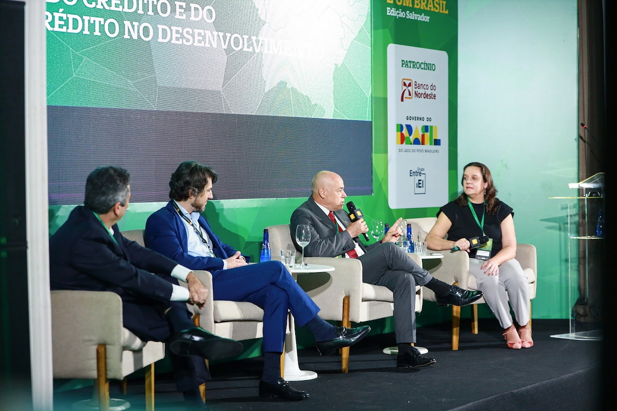 Banco do Nordeste investirá R$ 360 milhões em transmissão e distribuição de energia renovável