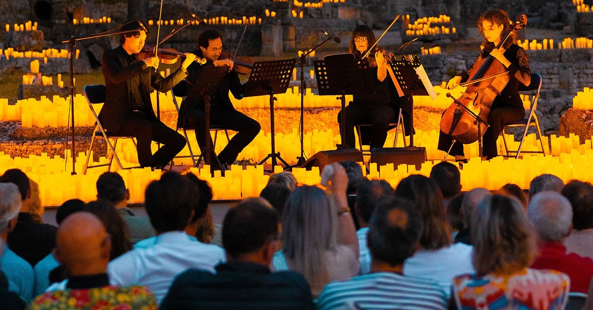 Concerto à luz de vela promete emocionar Praça da Liberdade