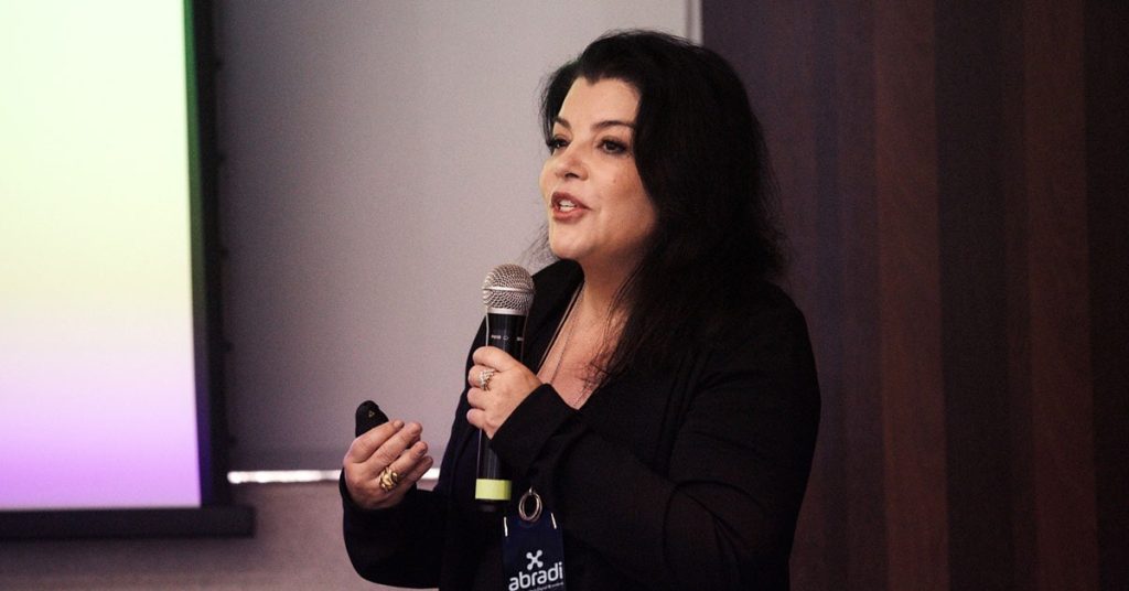 Elaine Coimbra