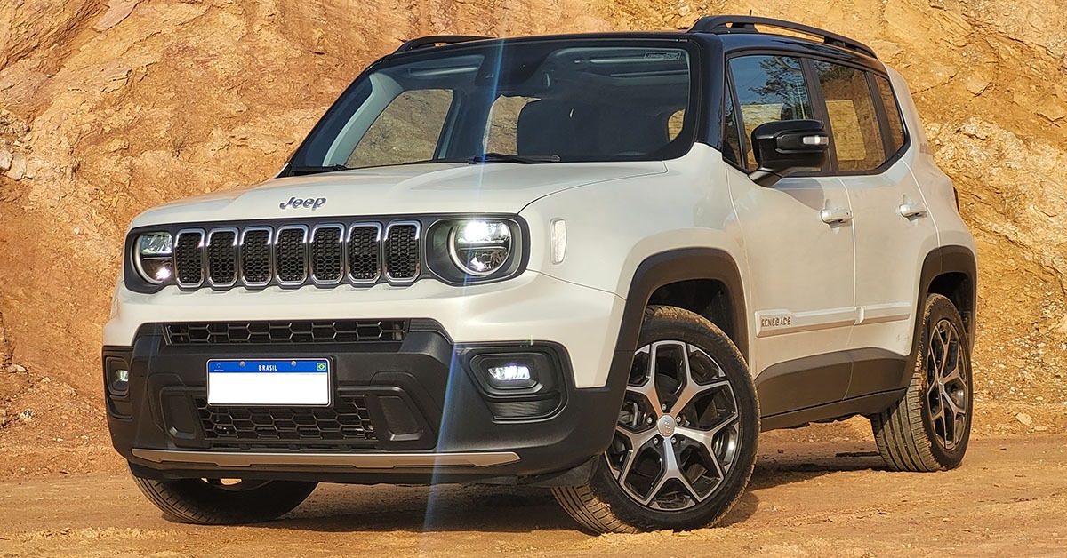 Com tração 4×2, Sahara é a versão mais completa do Jeep Renegade