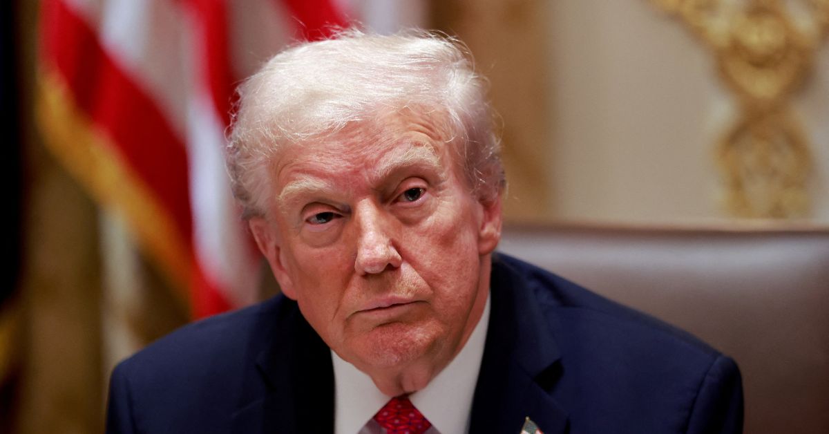 Trump aprova alívio tarifário para produção automotiva nos EUA e emite novas tarifas para caminhões