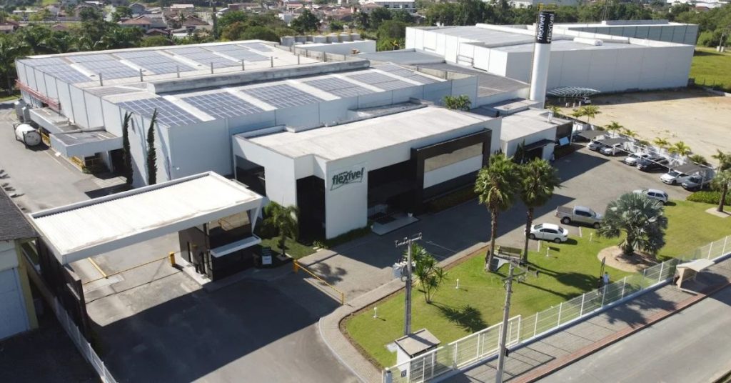 Fábrica do Grupo Flexível.