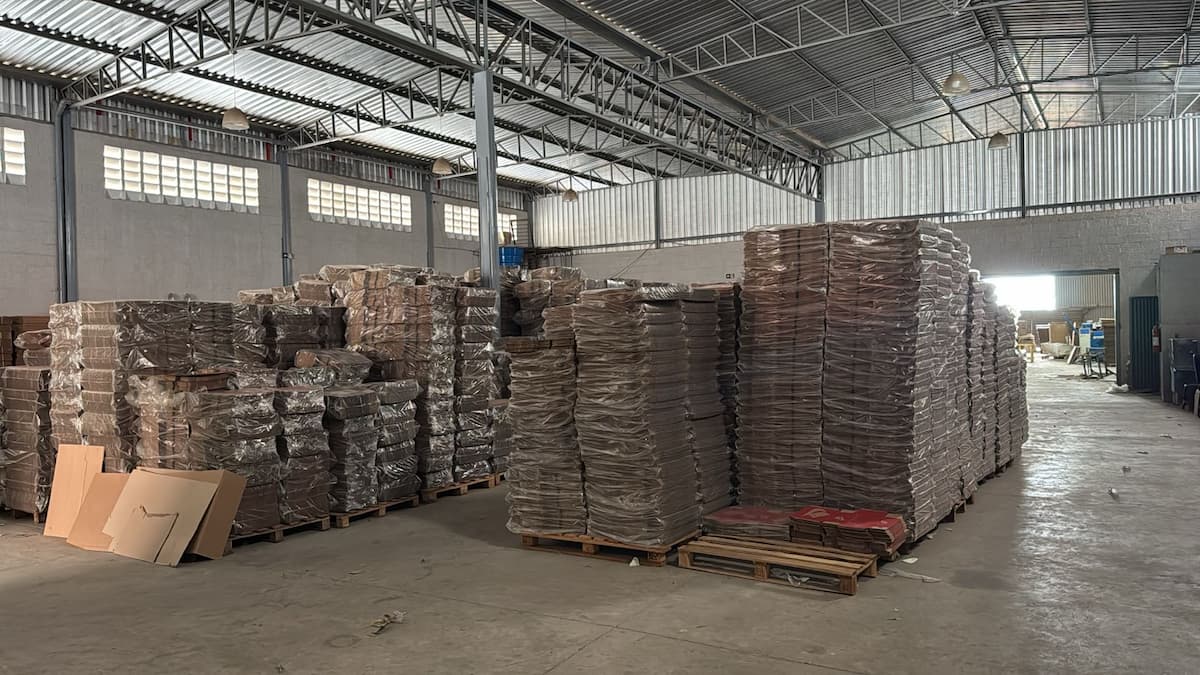 Receita Estadual fecha gráfica clandestina que abastecia rede de falsificação de produtos