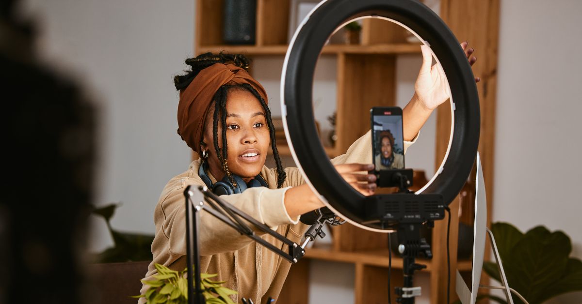 Cresce o número de criadores de conteúdo, mas monetização ainda é desafio; veja como se destacar