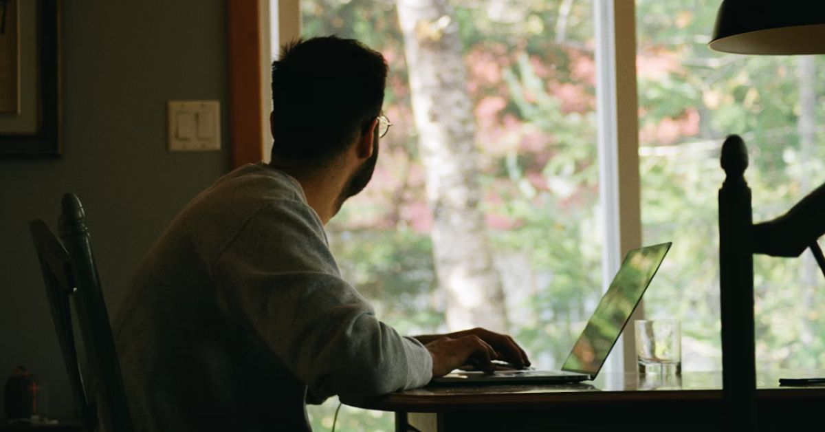 Home office está em crise? O que explica a perda de engajamento nas empresas