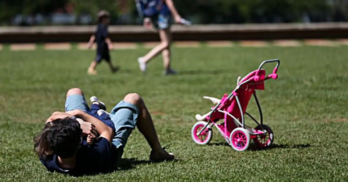 Licença-paternidade é avanço, mas ainda é desigual no cuidado infantil