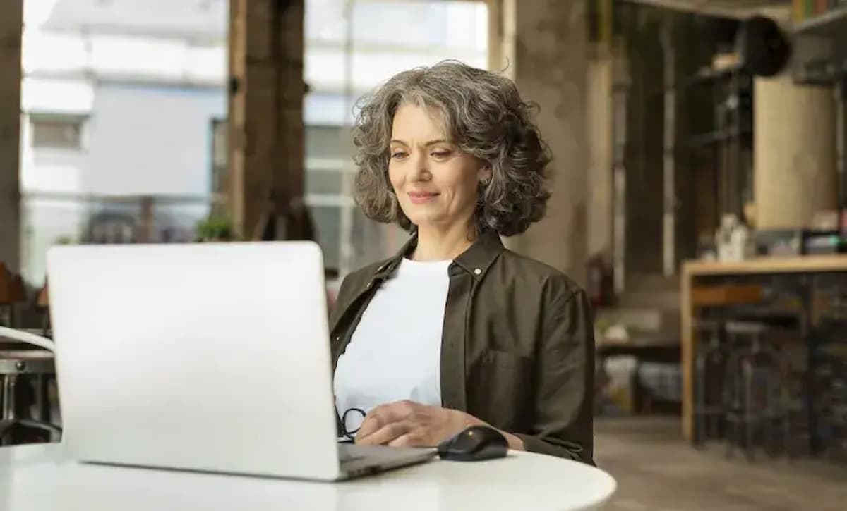 Cinco cursos gratuitos oferecem novos conteúdos sobre gestão de pessoas e liderança