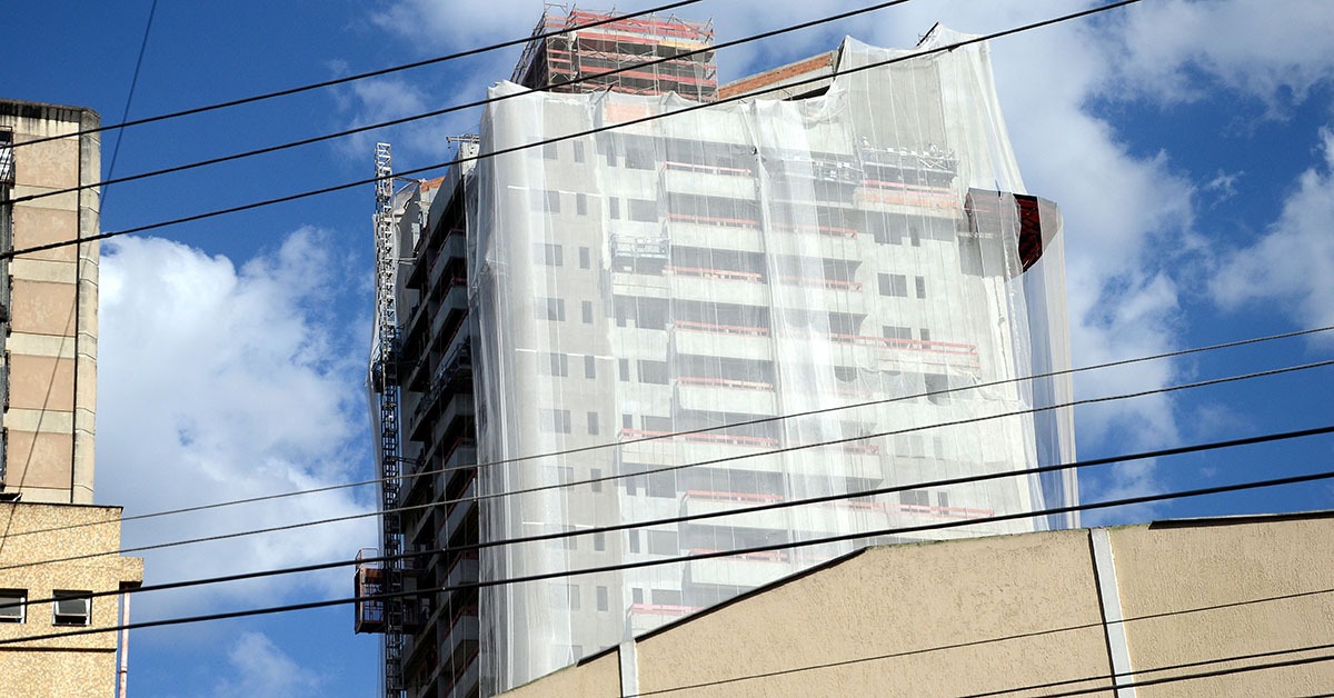 Construção perde dinamismo e recua 2,1% em Minas