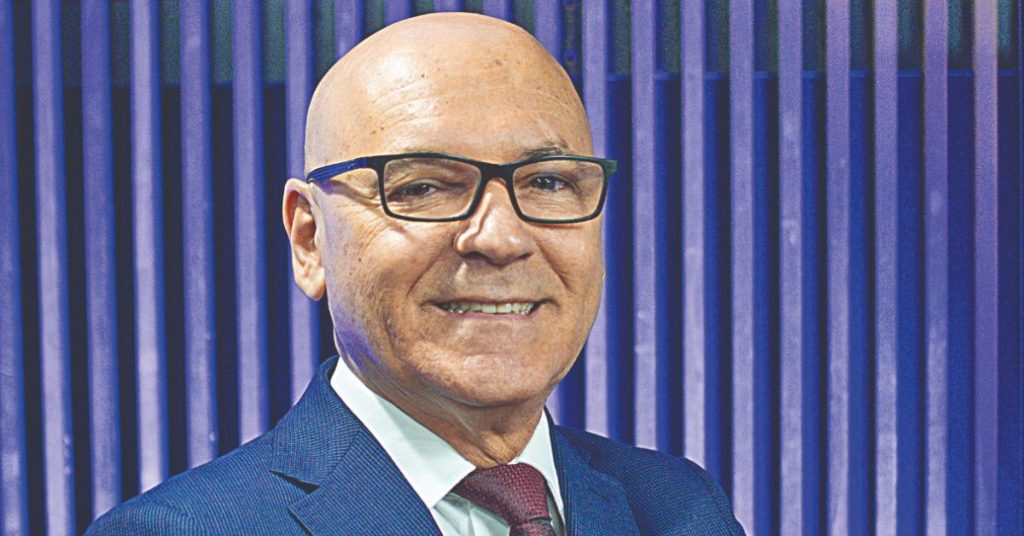 Professor Valseni Braga