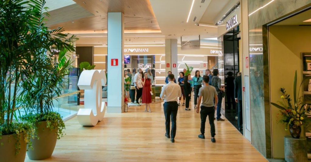 Quarto piso do DiamondMall em Belo Horizonte, Minas Gerais.