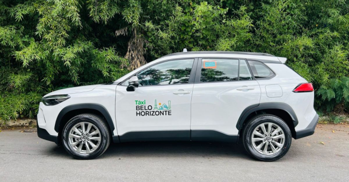 Táxi de BH poderá cobrar bandeira 2 durante todo o mês de dezembro; entenda