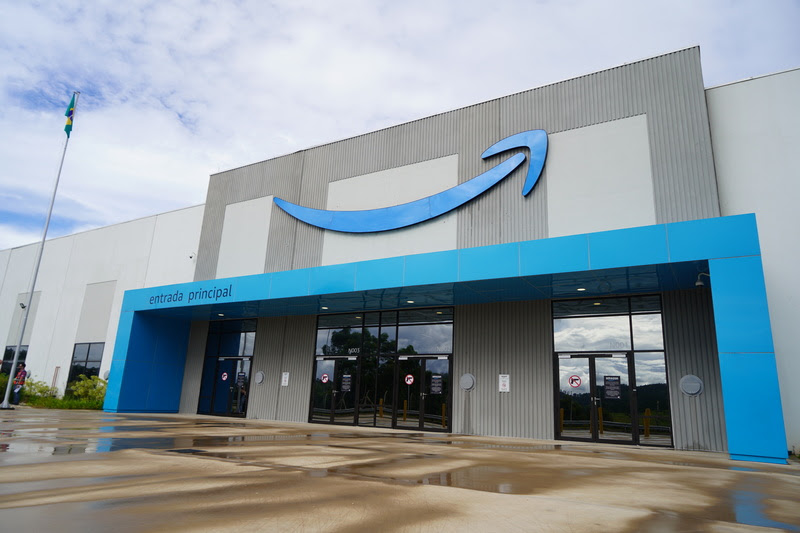 Amazon amplia centros de distribuição no Brasil em 2025