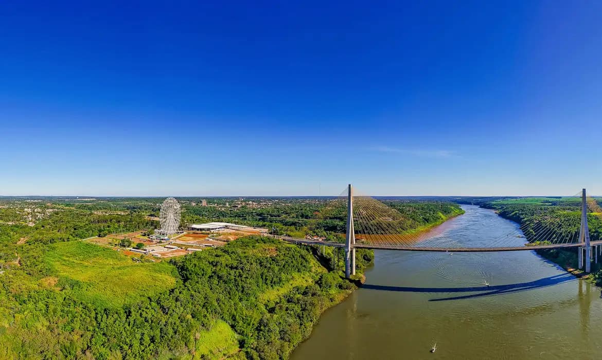 Inaugurada segunda ponte de ligação entre Brasil e Paraguai