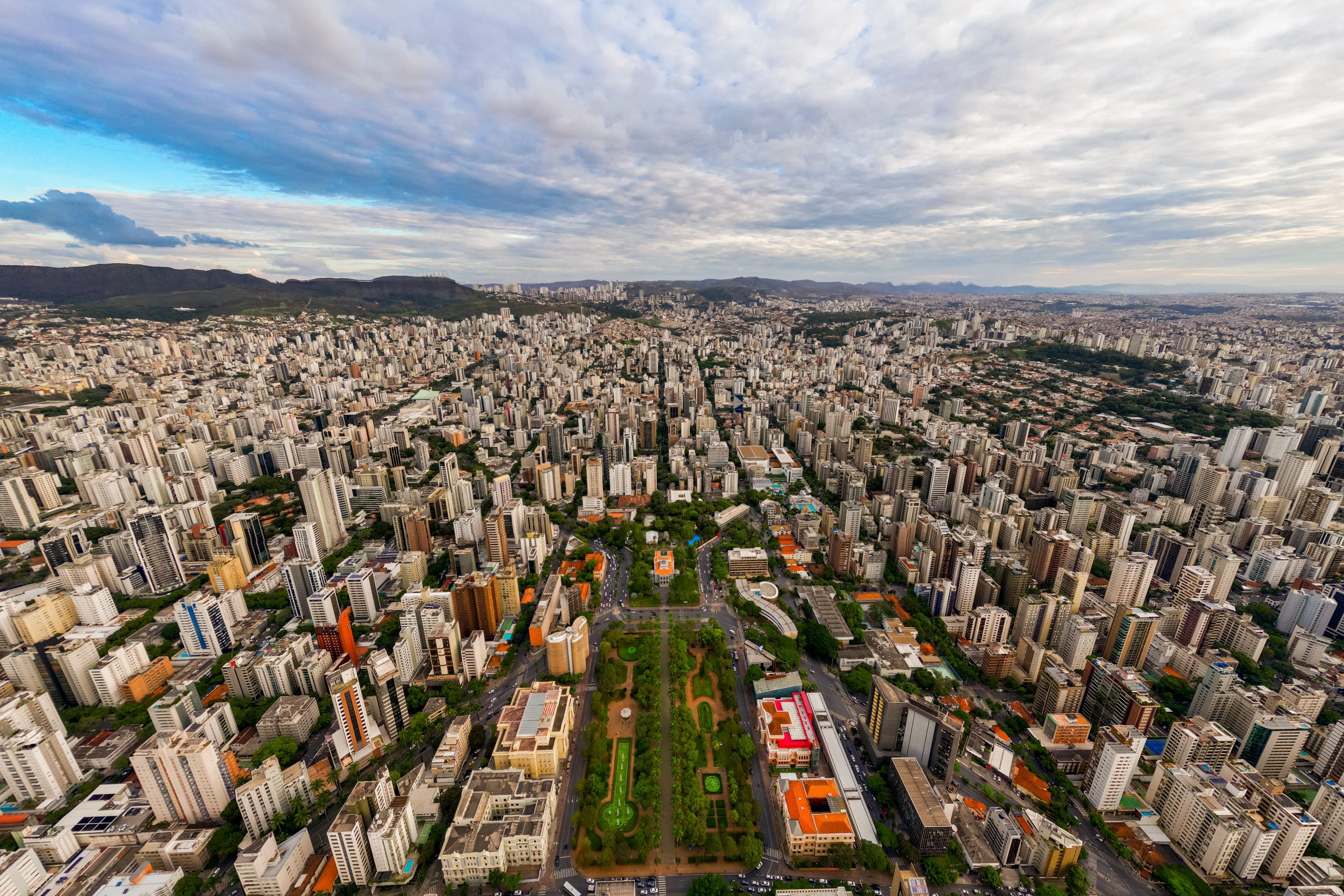 Saiba o que abre e fecha em BH no feriado de Nossa Senhora da Conceição, na segunda-feira (8)
