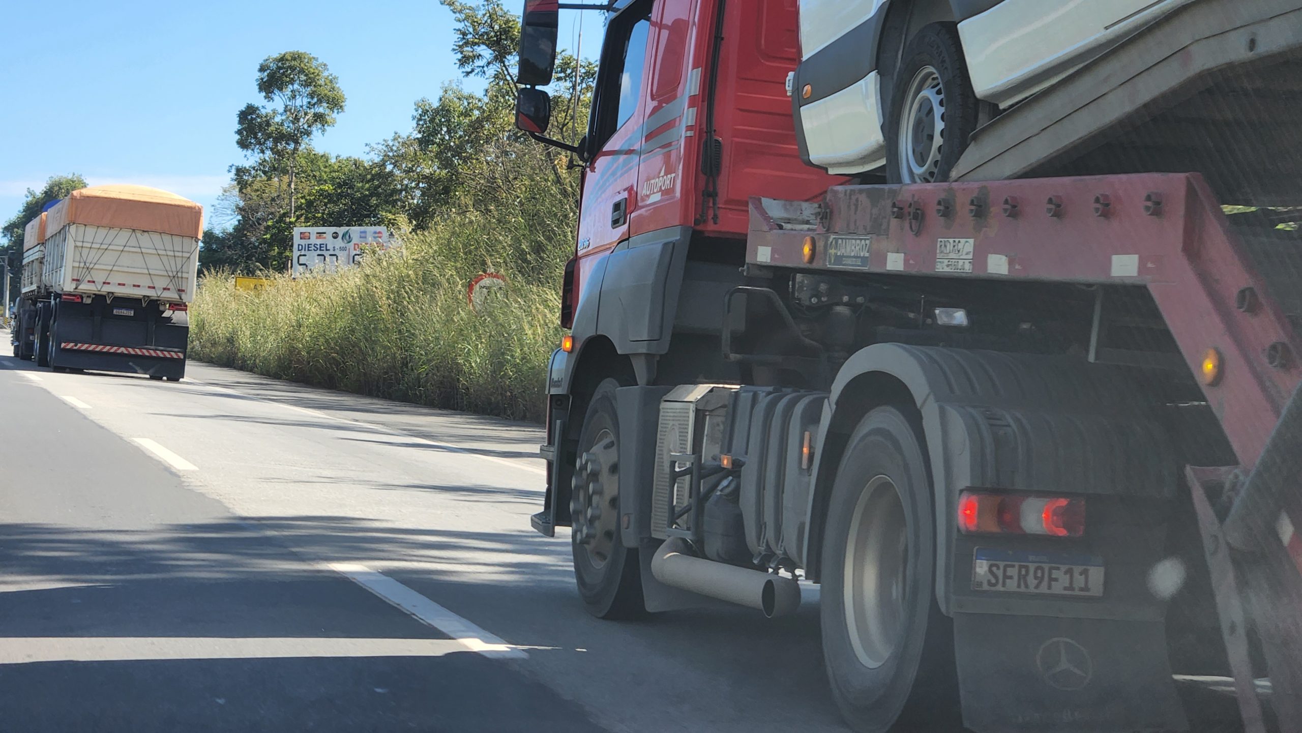 Estradas mineiras têm restrição para circulação de veículos de grande porte no Natal e Réveillon