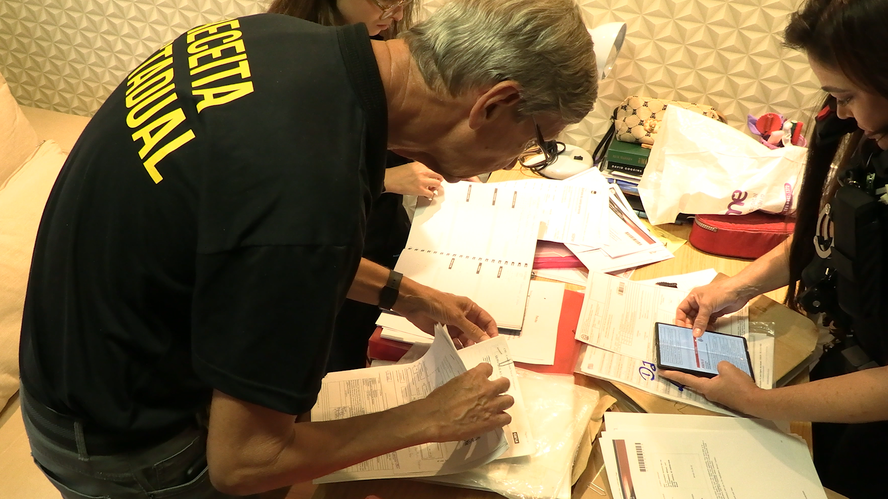 Operação investiga fraude de R$ 215 milhões em Minas e tem Marcos Valério entre os alvos