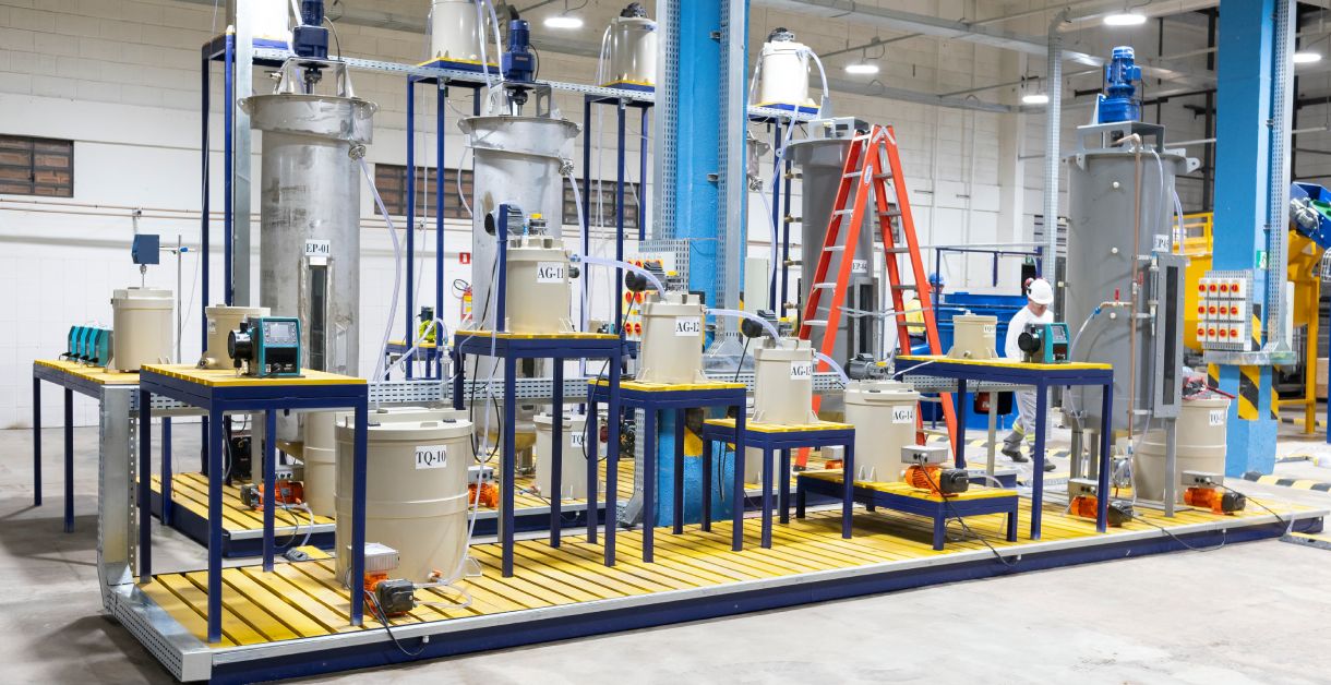 Meteoric inaugura planta-piloto de terras-raras em Poços de Caldas