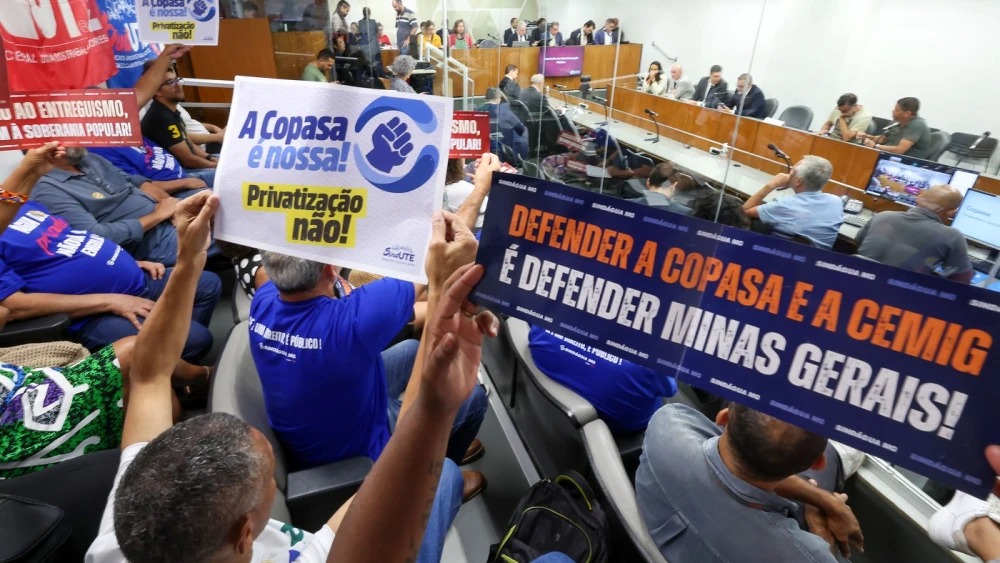 Com parecer pela rejeição de emendas, venda da Copasa será discutida na tarde desta segunda