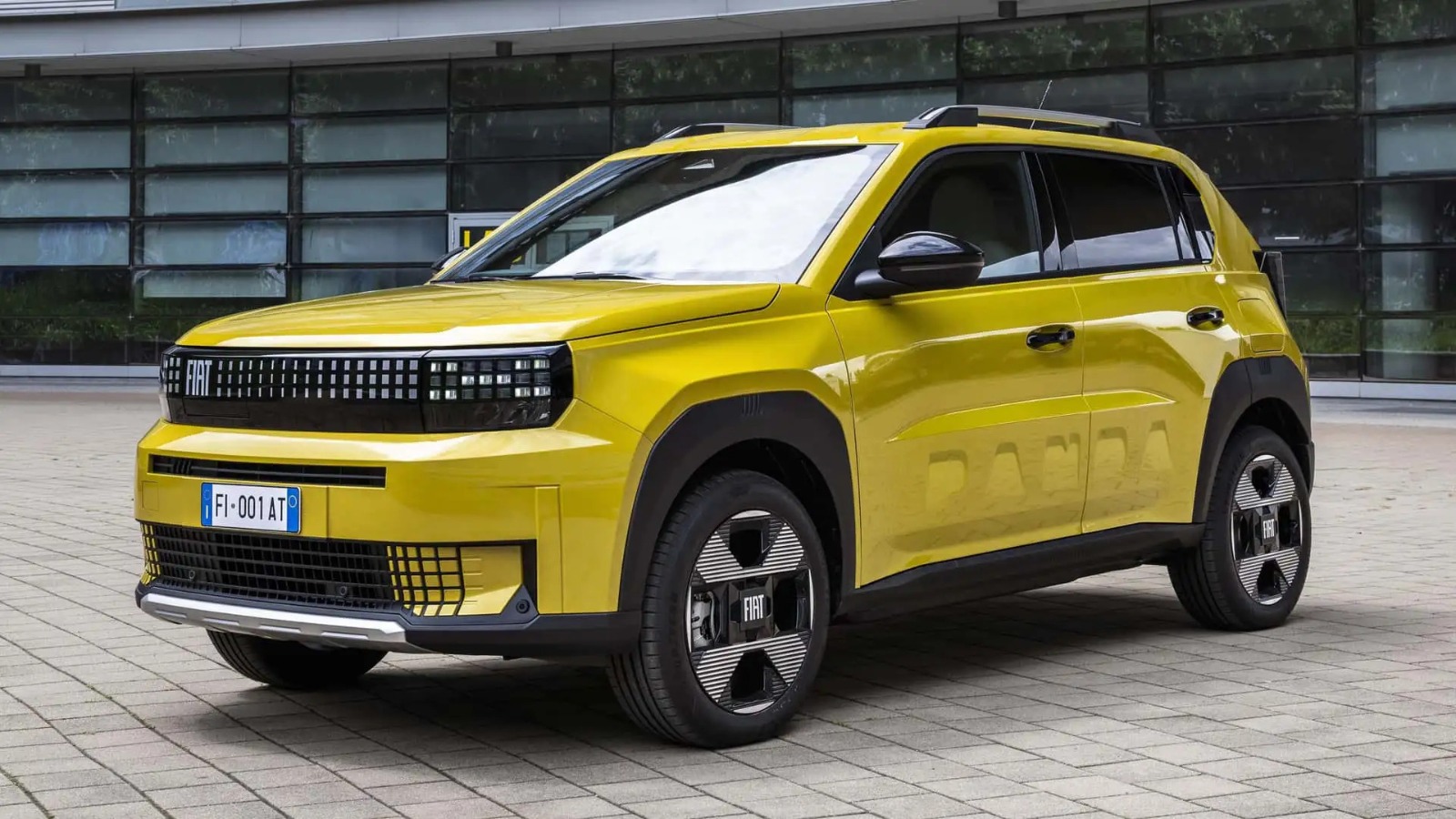 Stellantis anuncia novo carro Fiat produzido em Betim e quatro híbridos para 2026; veja quais