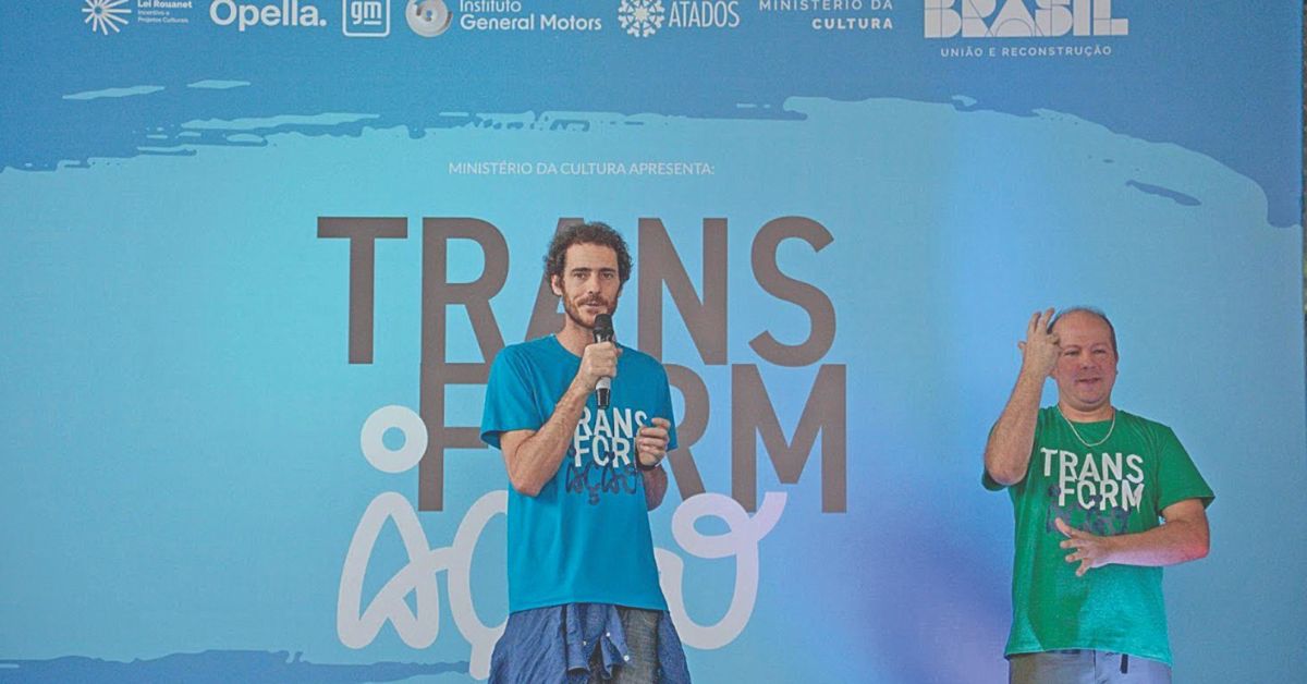 Atados lança plano nacional para dobrar número de voluntários no Brasil até 2035