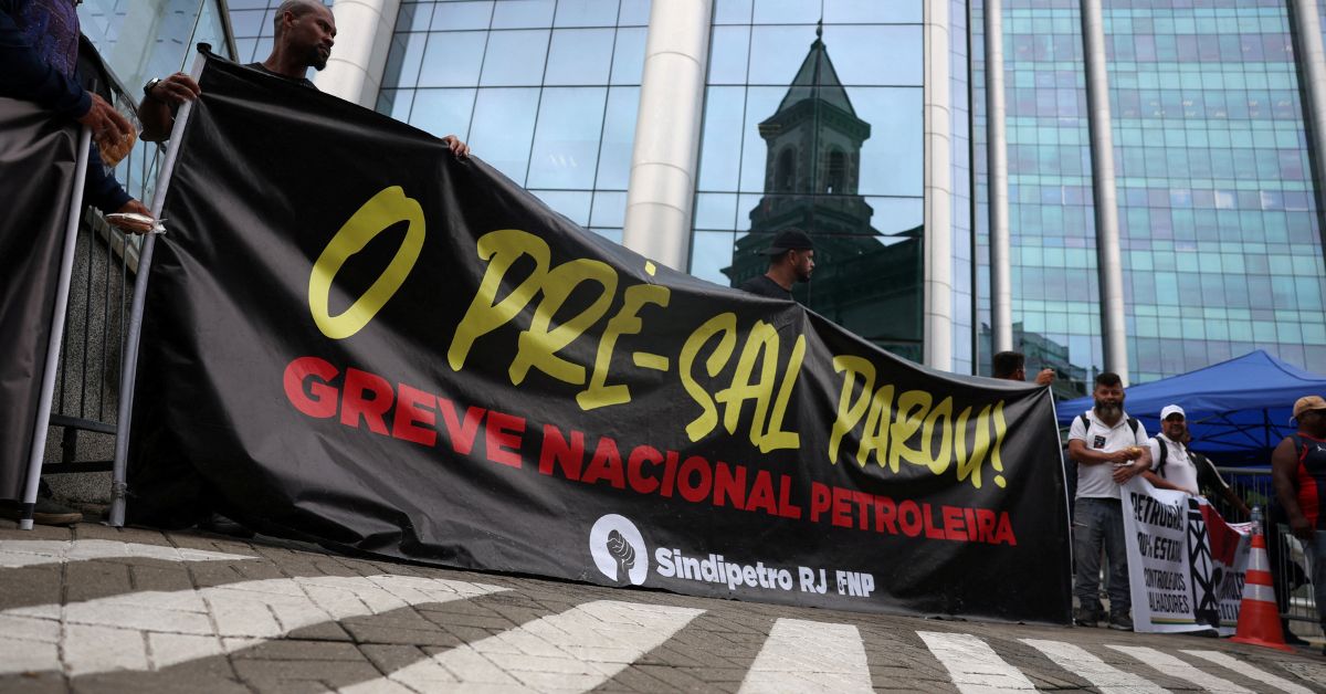 Greve da Petrobras termina após Federação Nacional dos Petroleiros (FNP) aceitar contraproposta