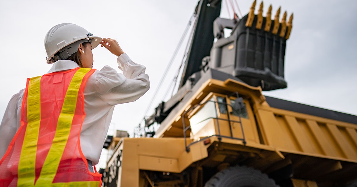 Mineração tem avanço na liderança feminina, mas participação geral está estagnada