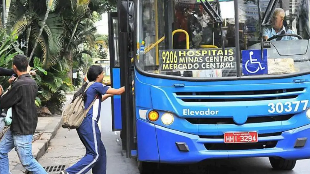 Setor empresarial demonstra preocupação com reajuste das passagens em BH