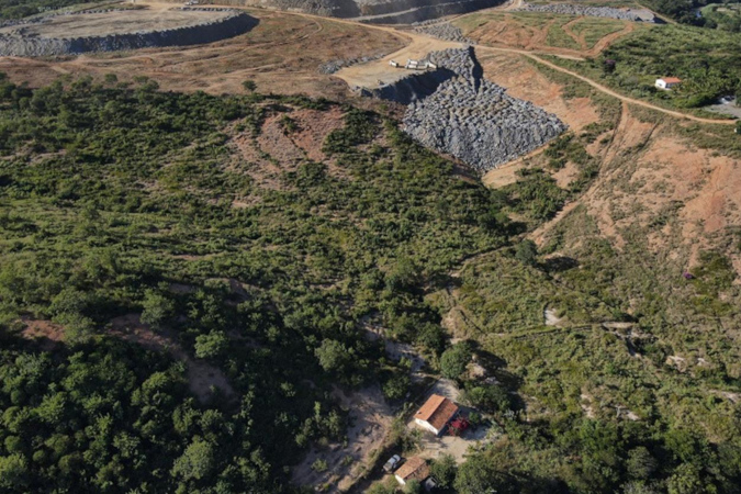 Mineradora Sigma vira alvo de ação do MPMG que exige R$ 50 milhões por impactos socioambientais em Araçuaí