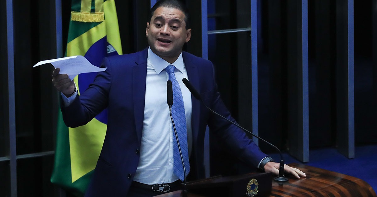 Supremo nega pedido de prisão de senador do PDT