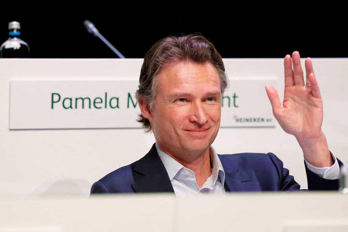 CEO da Heineken renuncia ao cargo diante de vendas fracas e investidores insatisfeitos