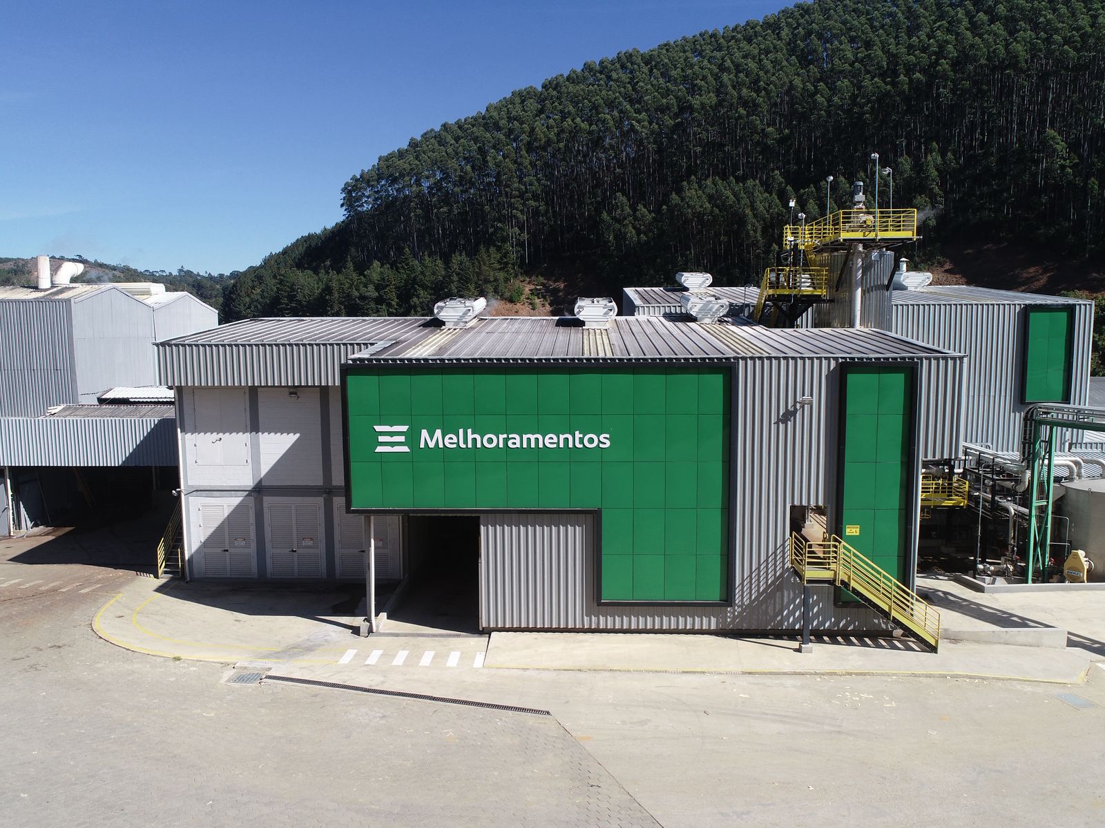 Melhoramentos abre oportunidades em suas fábricas de Camanducaia