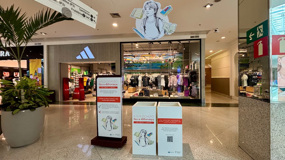 Campanha de volta às aulas arrecada materiais escolares e livros em shopping de BH