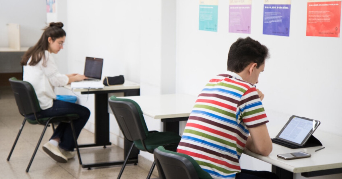 UFMG oferece cursos gratuitos em educação digital em janeiro e fevereiro