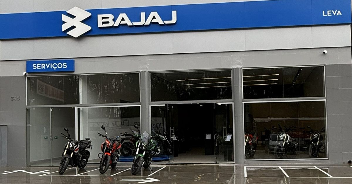 Montadora indiana de motocicletas Bajaj inaugura terceira concessionária em Minas Gerais