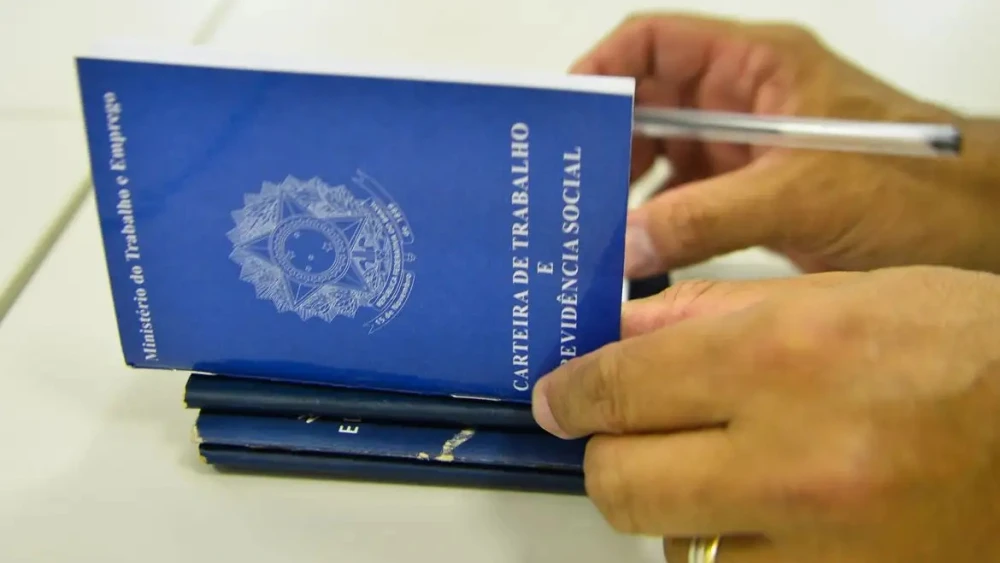 Setor de calçados em Nova Serrana alerta para impactos do fim da escala 6×1