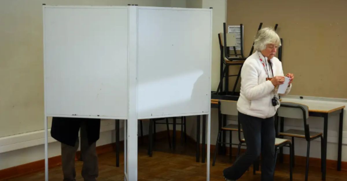 Portugal vai às urnas neste domingo (18) em meio a possível avanço da extrema direita