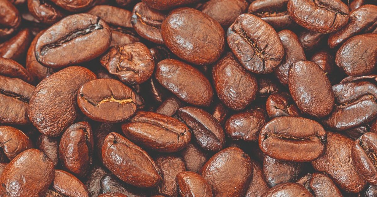 Vietnã descobre produção de café falso misturado com soja