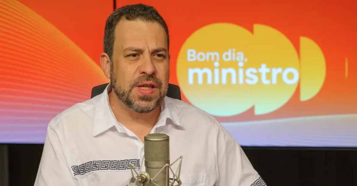 CNI aposta em ‘terrorismo econômico’ ao apontar custos do fim da escala 6×1, diz Boulos