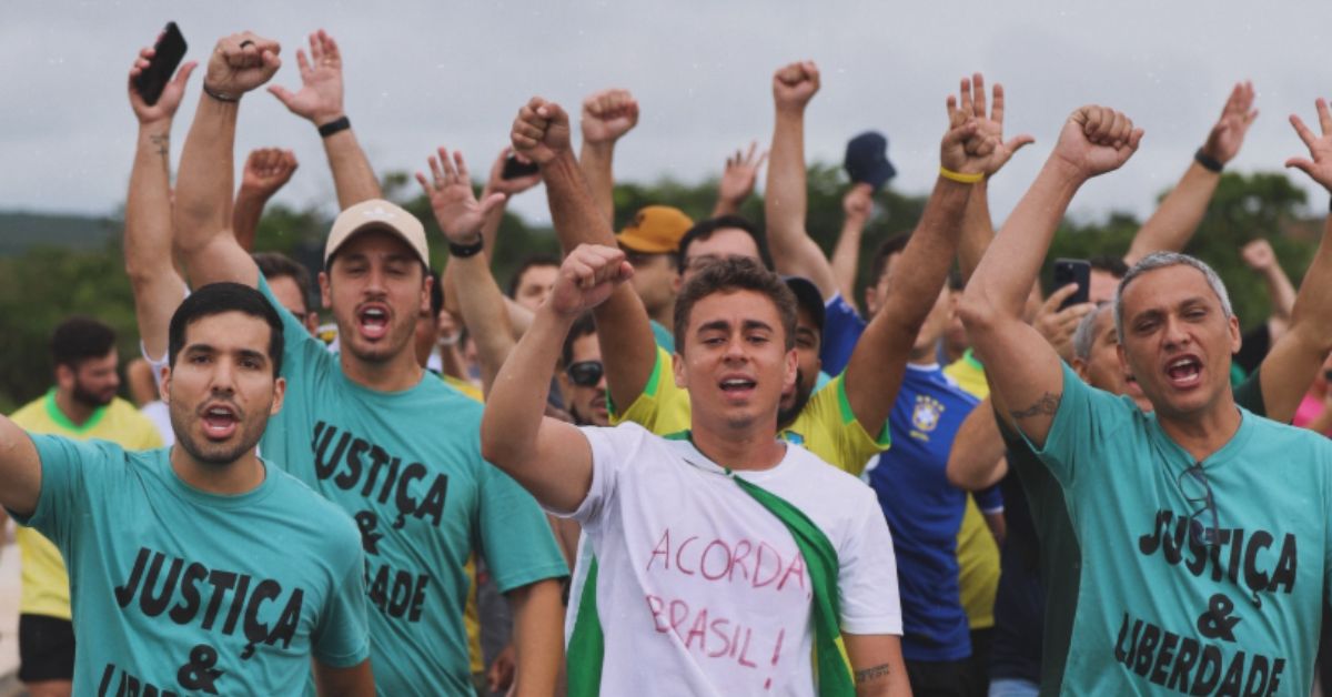 Moraes proíbe acampamentos perto da Papudinha após PGR citar caminhada de Nikolas