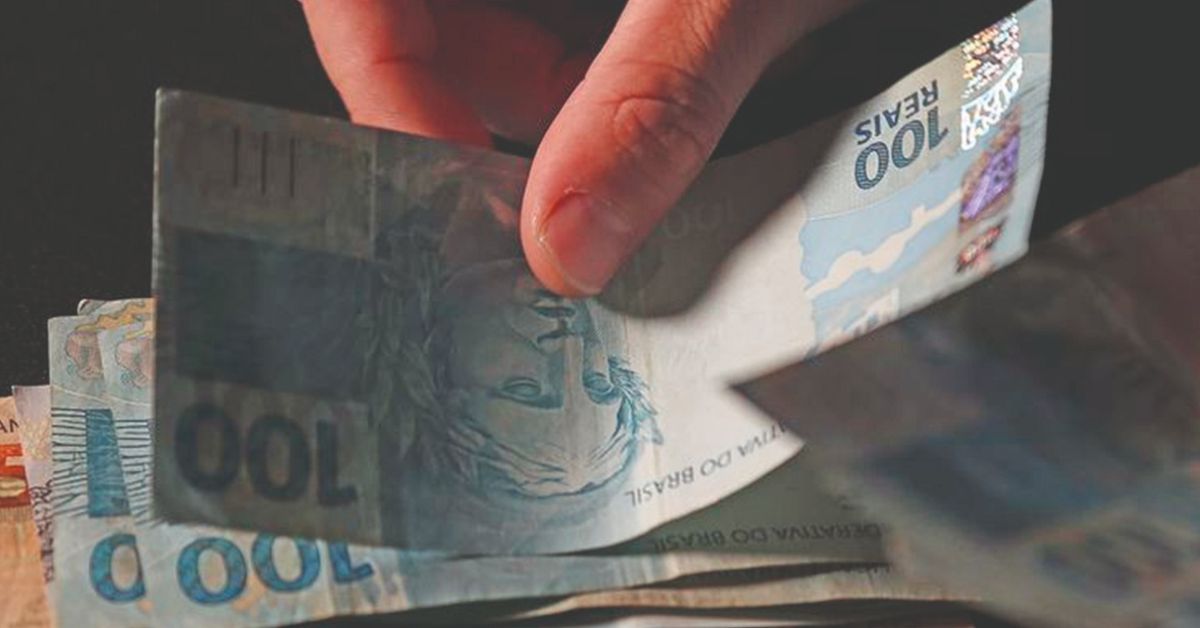 Antecipação salarial vira opção de crédito mais acessível