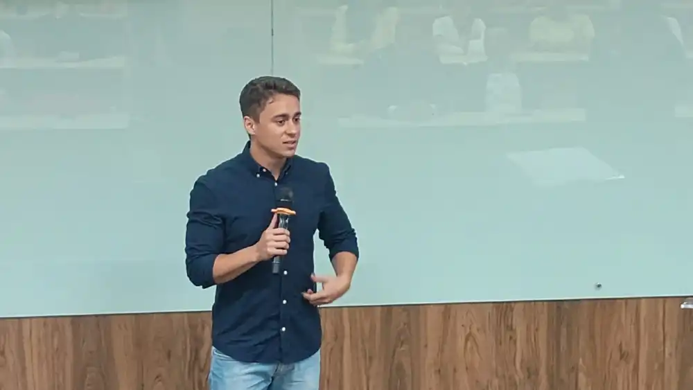 Nikolas não descarta se lançar ao governo de Minas, mas teme perda de ‘voz ativa’ no Congresso