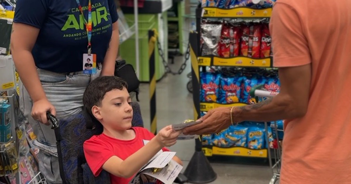 Troco solidário arrecada R$ 78 mil e apoia reabilitação infantil em Belo Horizonte