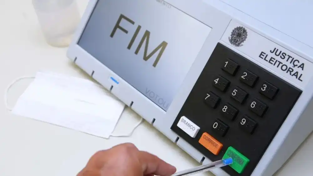 Com nomes pouco expressivos e indefinições, Minas já tem seis pré-candidatos ao governo