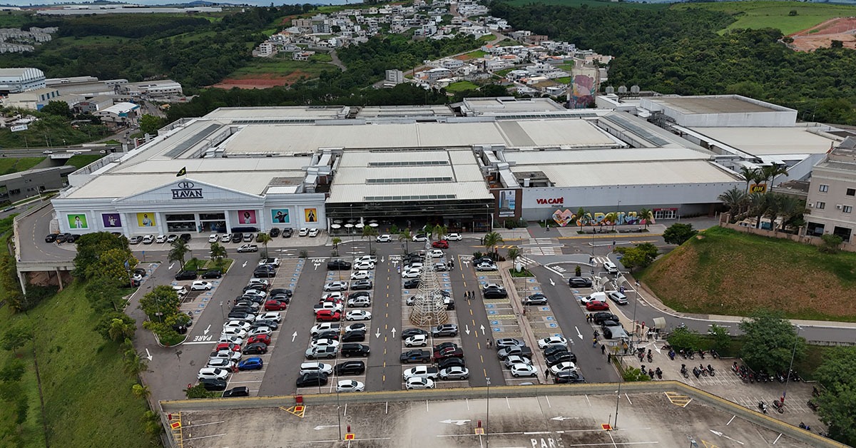 Comercialização no Via Café Shopping Center chega a R$ 320 milhões em 2025