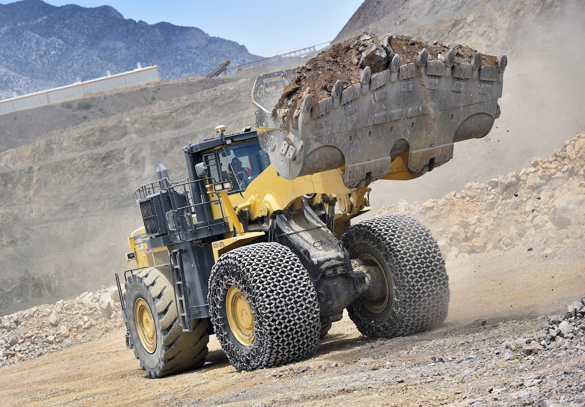 Trump planeja usar programa de IA do Pentágono para precificar minerais críticos, dizem fontes