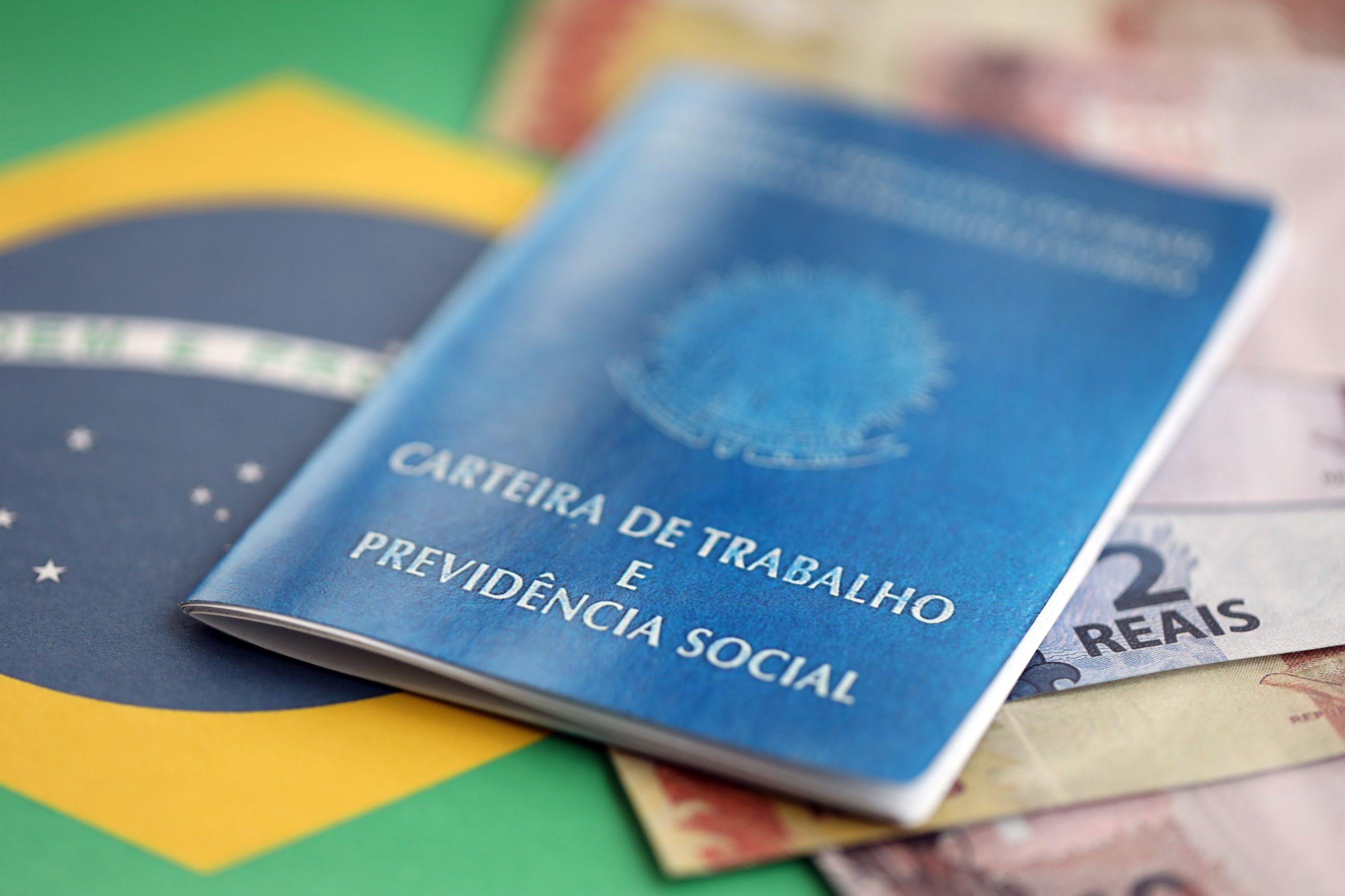 Pedidos de seguro-defeso até fevereiro de 2026 caem 21,6%, informa ministério