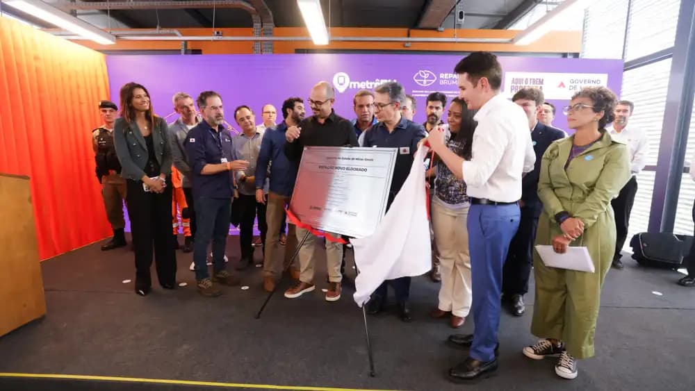 Em ano eleitoral, paternidade do Metrô de BH é tema paralelo em cerimônia
