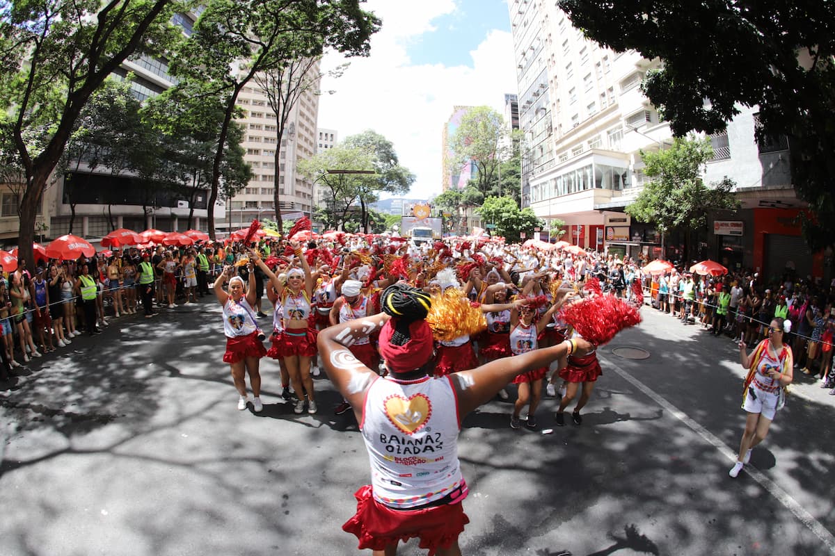 Coleta de lixo, shoppings, serviços de saúde e parques: veja o que abre e fecha em BH no Carnaval 2026