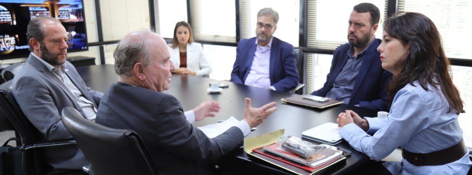 Governo de Minas consolida avanço na cadeia de valor do lítio com investimento internacional de R$ 220 milhões