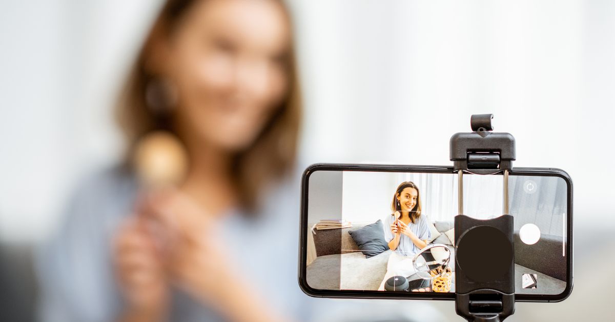 Como evitar golpes no marketing de influência: especialista orienta criadores de conteúdo